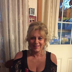 Meet your Posher, Donna